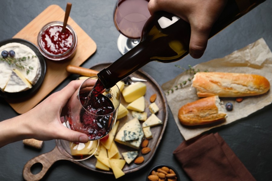 Quels accords parfaits entre vin rouge et fromage ?