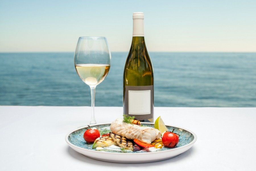 Vin avec poisson : quel vin associer avec votre repas ?